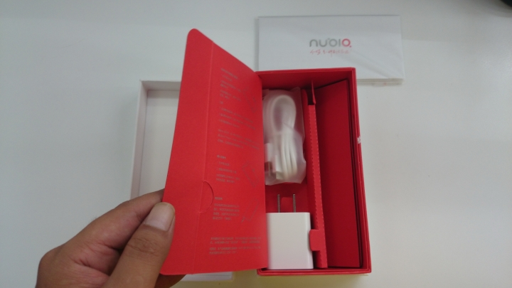 努比亞nubia Z7 max 4G雙卡雙待+驍龍801/全網LTE/語法.詞彙標準台灣繁體化