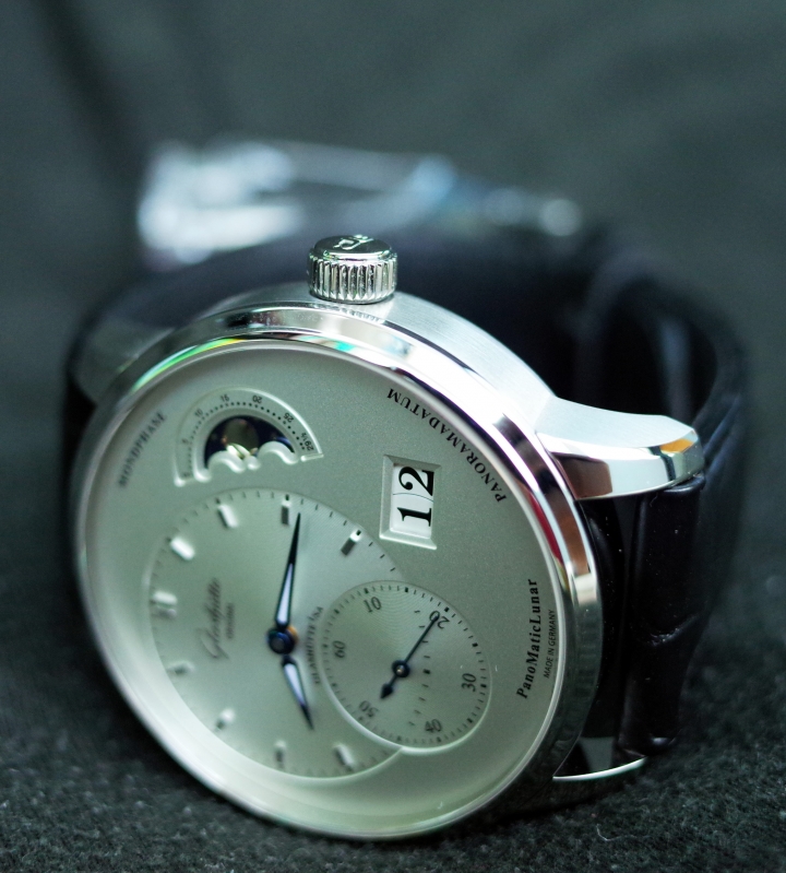 德意志精神的傳承，Glashutte Original 90偏心月相腕表