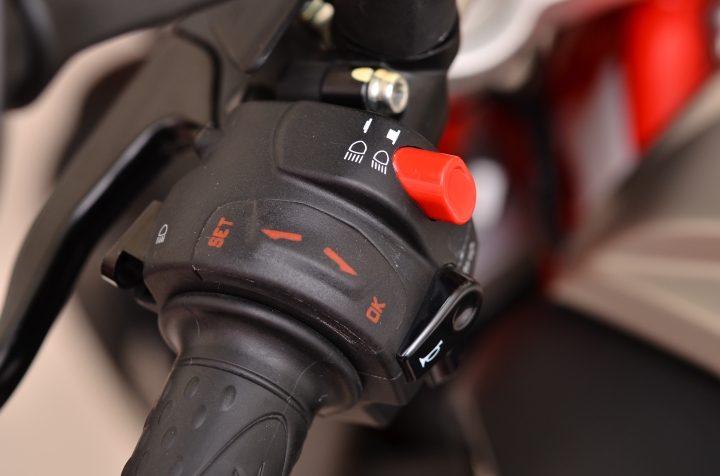 2手 MV AGUSTA 小B 開箱多圖分享