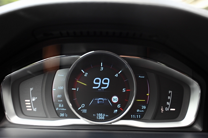 《VOLVO仲夏輕鬆遊》遲來的Volvo V60 D4小試駕