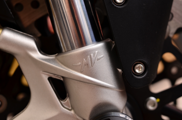 2手 MV AGUSTA 小B 開箱多圖分享