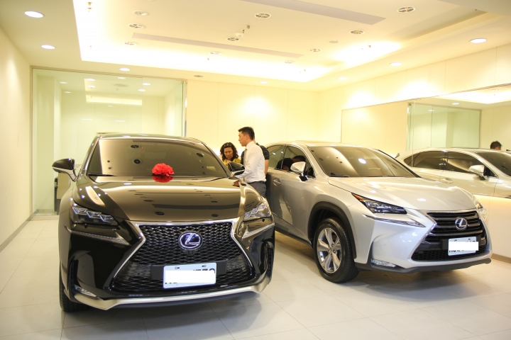 NX 300H F-SPORT  開箱嚕~~~