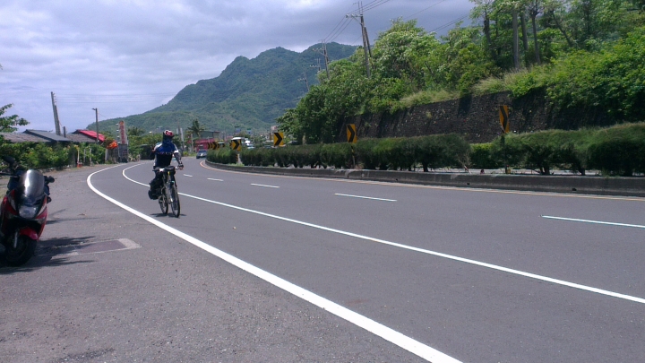 2014年 兩個菜鳥的單車機車14天環島行（第2天屏東大鵬灣 -> 船帆石）