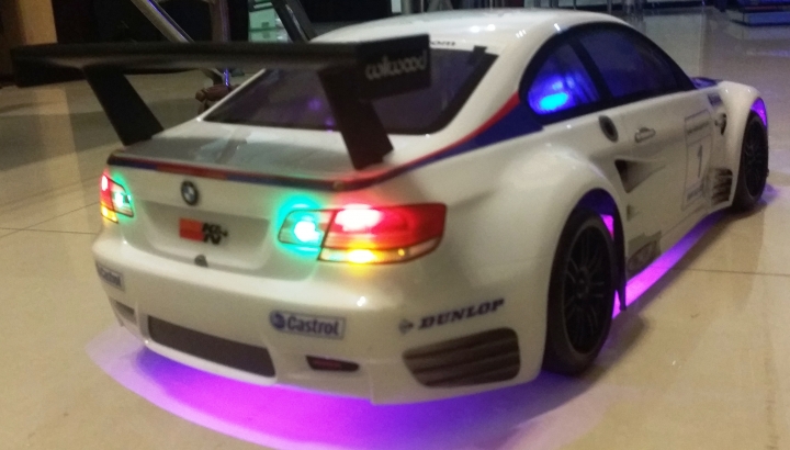 分享我的MST MS-01D RTR 1/10 電動甩尾房車(2.4G)BMW M3 GT2