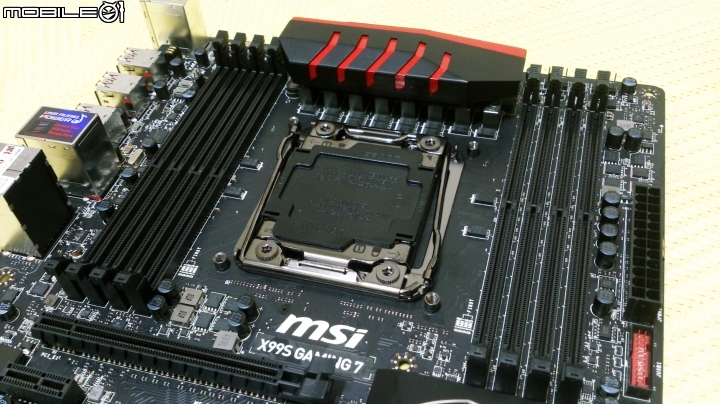 MSI X99S GAMING 7、5920X簡單開箱-接棒XD