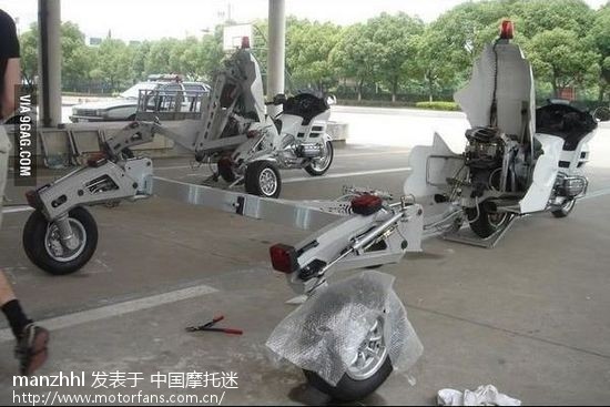 猴塞雷的大陸警車