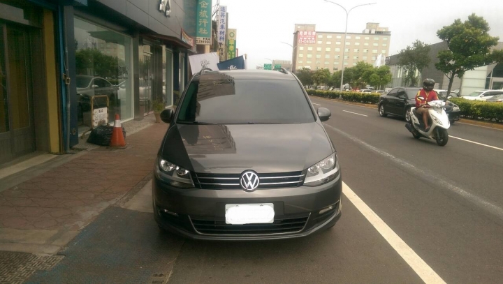 我的大娃娃車,SHARAN