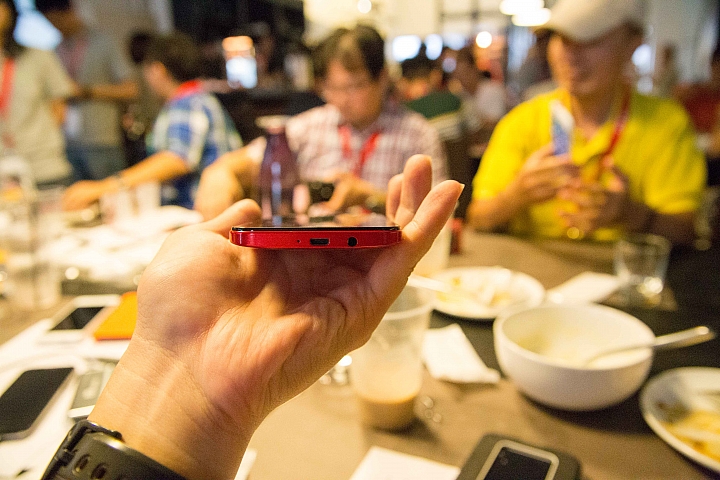 【HTC同樂會】心得文章 ~蝴蝶飛~~蝴蝶飛~蝴蝶1飛完蝴蝶2飛~HTC Butterfly 2體驗會