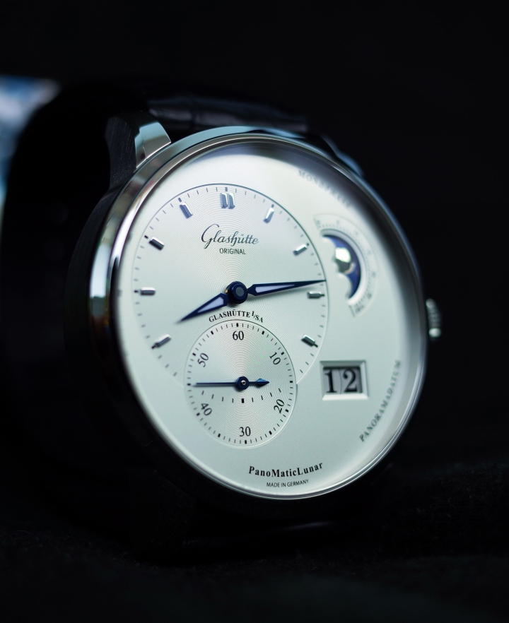 德意志精神的傳承，Glashutte Original 90偏心月相腕表