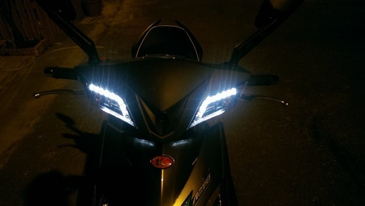 新手第一次開箱《雷霆 150 ABS Motocam 消光黑》