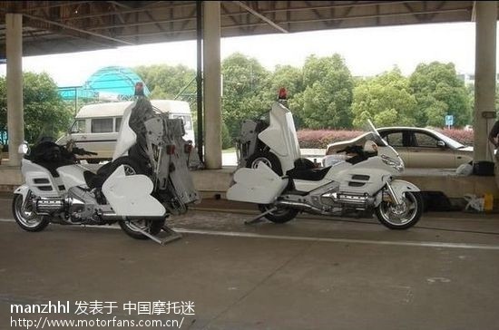 猴塞雷的大陸警車