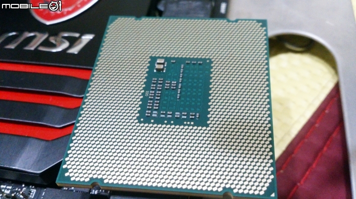 MSI X99S GAMING 7、5920X簡單開箱-接棒XD