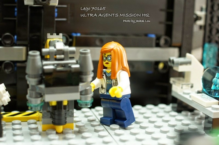 Lego 70165 Ultra Agent Mission HQ 特務行動基地車