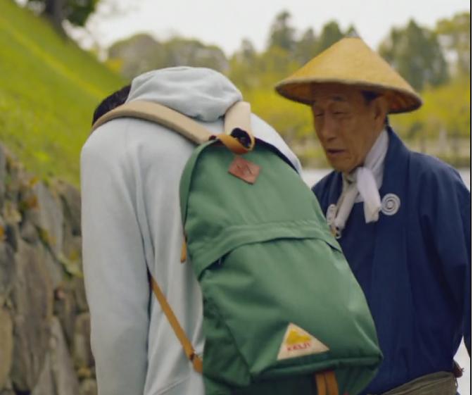 找包包 如圖 有2個 請幫幫忙!!謝謝!!