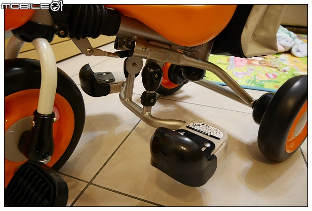 [開箱] 機能十足的日本IDES摺疊三輪車