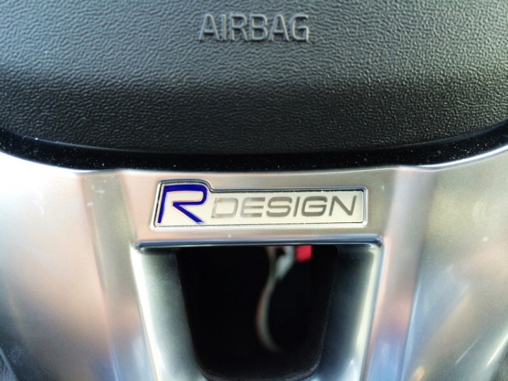 《VOLVO仲夏輕鬆遊》內外兼具V60 T5 R-Design