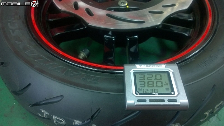 [心得] 2014年式SYM MAXSYM 400i ABS-消光黑特仕版開箱+騎乘心得