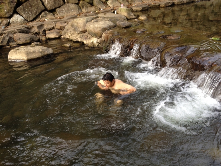 山水畔輕露營+天幕裝飾新招+新營區探訪 圖多廢話多 慎入