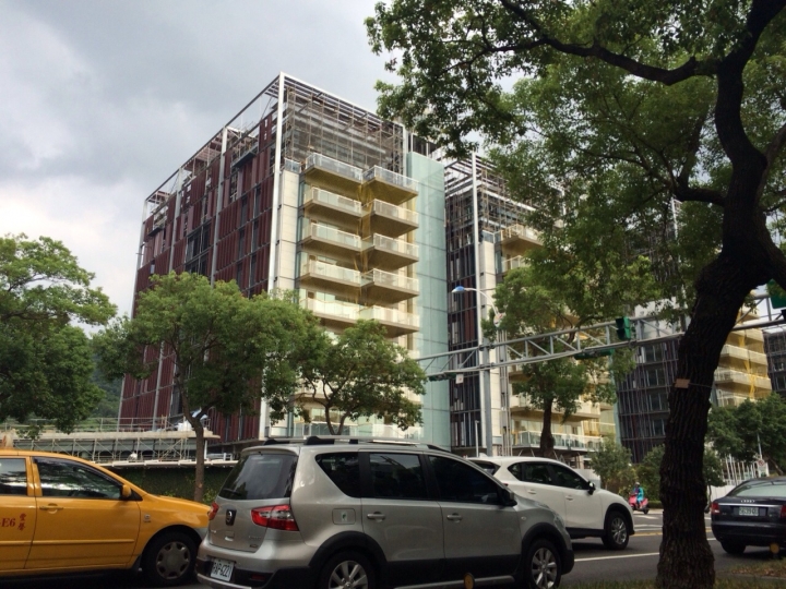 士林新建案？