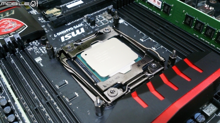 MSI X99S GAMING 7、5920X簡單開箱-接棒XD