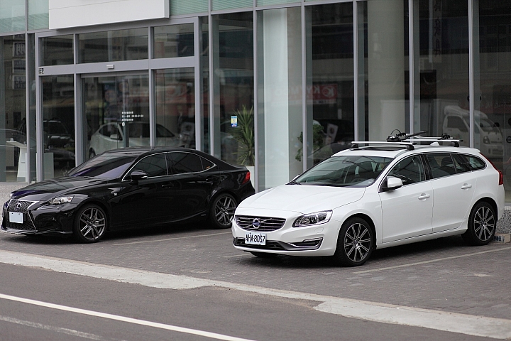 《VOLVO仲夏輕鬆遊》遲來的Volvo V60 D4小試駕