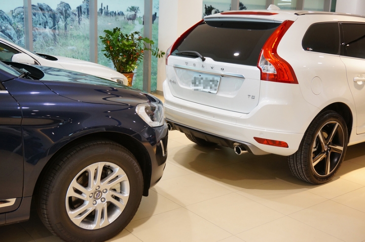 《VOLVO仲夏輕鬆遊》VOLVO XC60 T5 R-Design好感試駕!!!