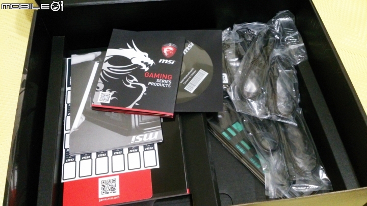 MSI X99S GAMING 7、5920X簡單開箱-接棒XD