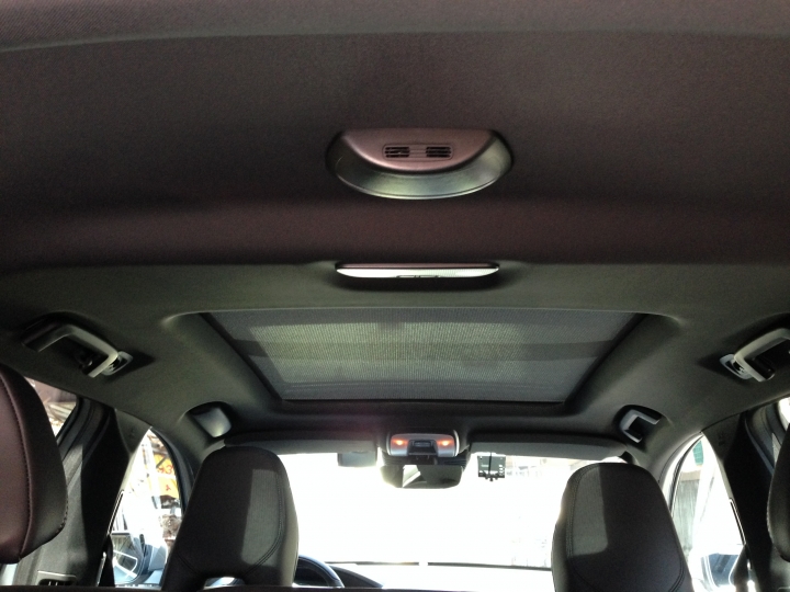 Volvo XC60 T5 R-Design...開箱！9/30補充