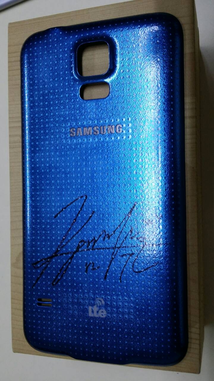 [開箱文] 金秀賢 親筆簽名 Samsung Galaxy S5 16G 炫音藍