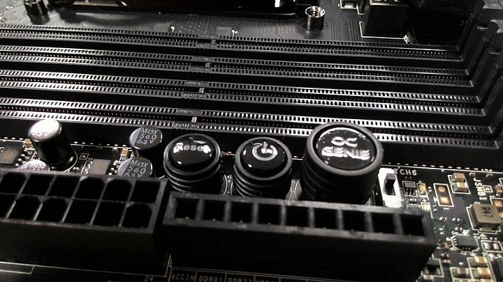 MSI 最高端主機板X99S Gaming 9 AC 開箱
