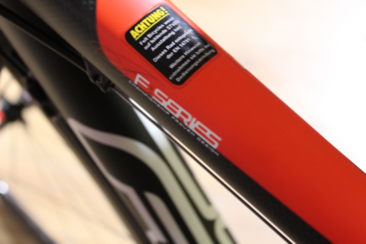 [開箱]  Felt F1+SRAM Force