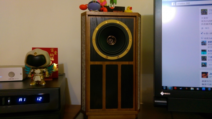 推薦給大家適合桌上系統的小喇叭tannoy Autograph Mini