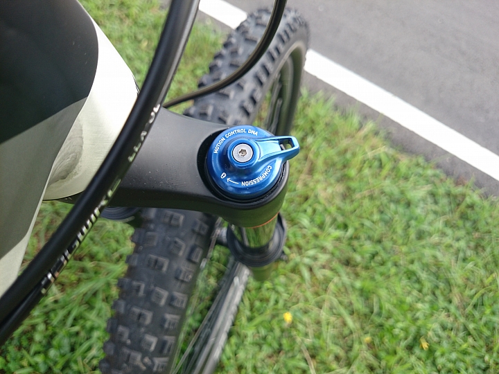 [開箱] 2015 GIANT TRANCE 27.5 1