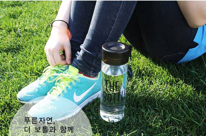 無意間發現一雙Nike鞋子，有人知道它的型號嗎?!