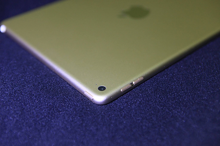 日版 ipad air 2 WIFI...喜金A~ 隨意開箱