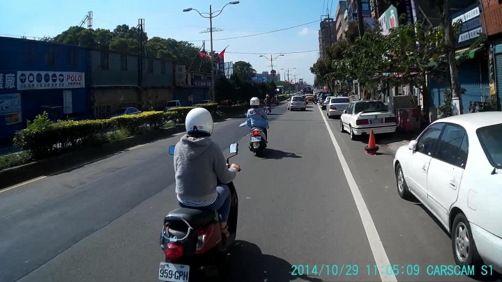 命比較重要還是玩手機比較重要