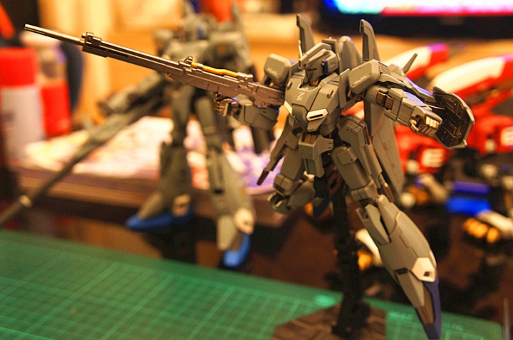 HG 1/144 Z PLUS [UNICORN VER.]