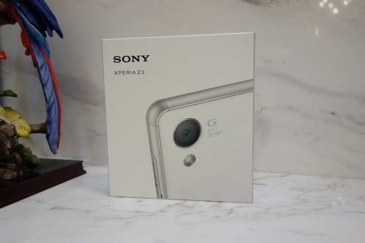 【簡單開箱】金屬綠色系 Sony Xperia Z3 銀箔綠