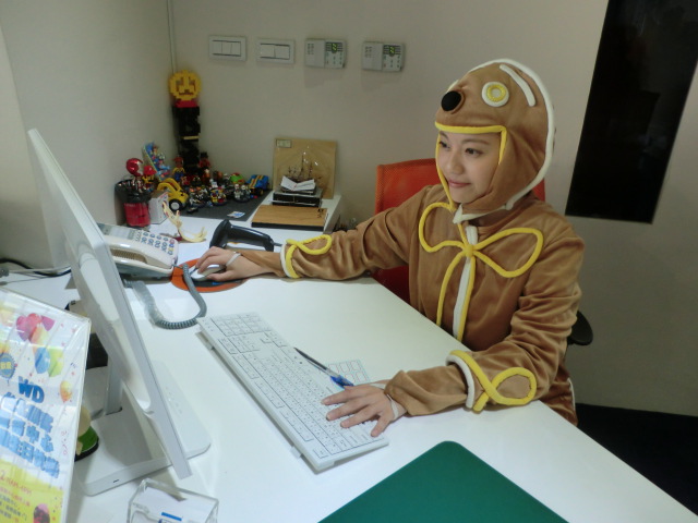 今日有幸到WD服務中心..發現有 Cosplay !!