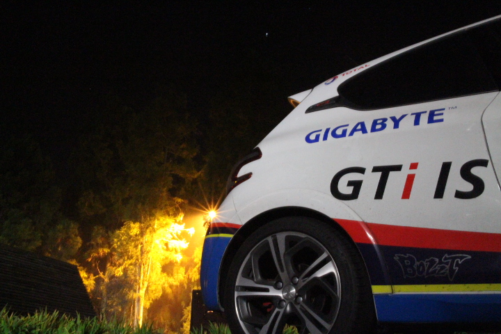 Peugeot 208GTi 熱血武嶺行