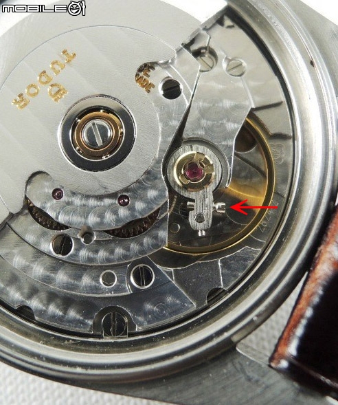 如何調 Tudor ETA 2824 秒差（快慢針）