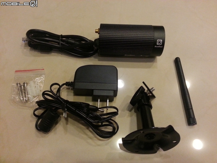 [開箱] 簡易DIY！WiFi無線網路監視器 SecuFirst WP-H01S