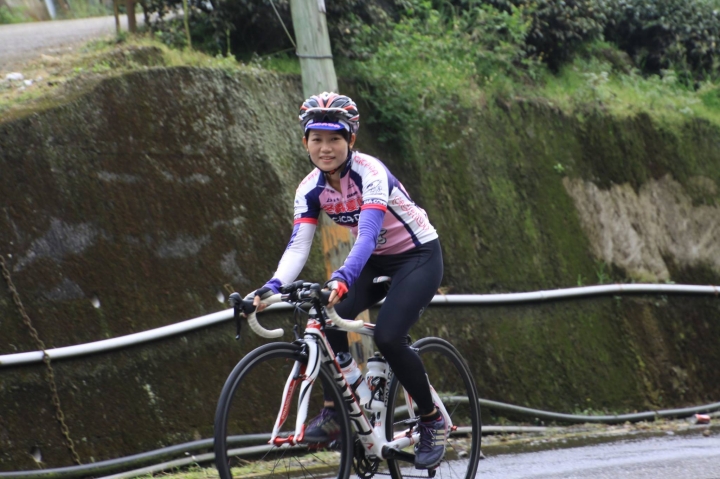 粉嶺族～上山閱讀後到八卦茶園一騎來八卦