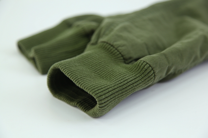 分享 DENIM&SUPPRY 軍綠外套開箱