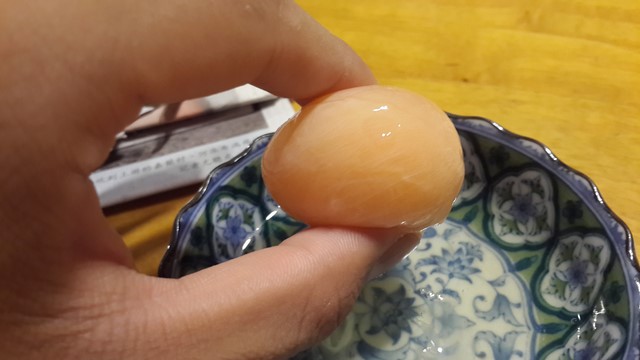 買到詭異的雞蛋