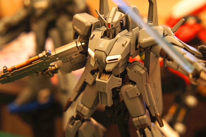HG 1/144 Z PLUS [UNICORN VER.]