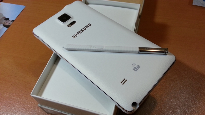 無緣I6，轉投NOTE4懷抱！ 白色簡單開箱