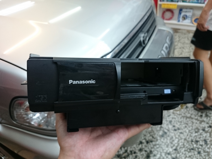 SONY MEX N4050BT  [ '07TOYOTA 瑞獅 音響主機 換裝 ]