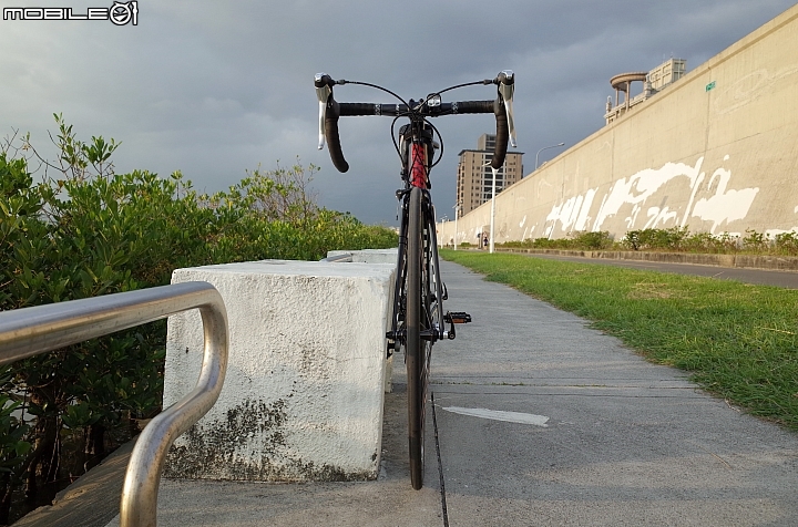 終於入手第一台公路車了.....