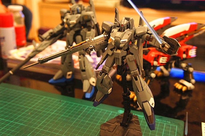 HG 1/144 Z PLUS [UNICORN VER.]